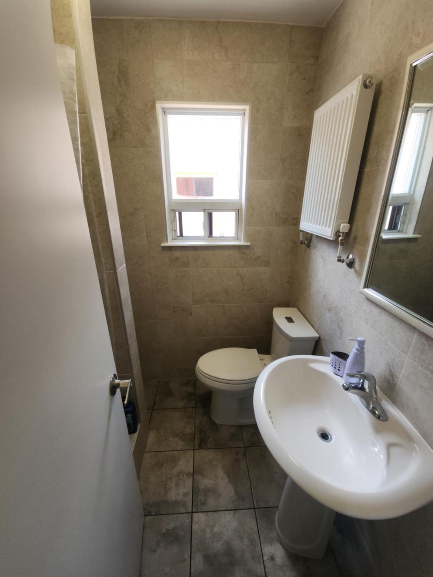 Affordable/Quiet Private Room Торонто Екстериор снимка
